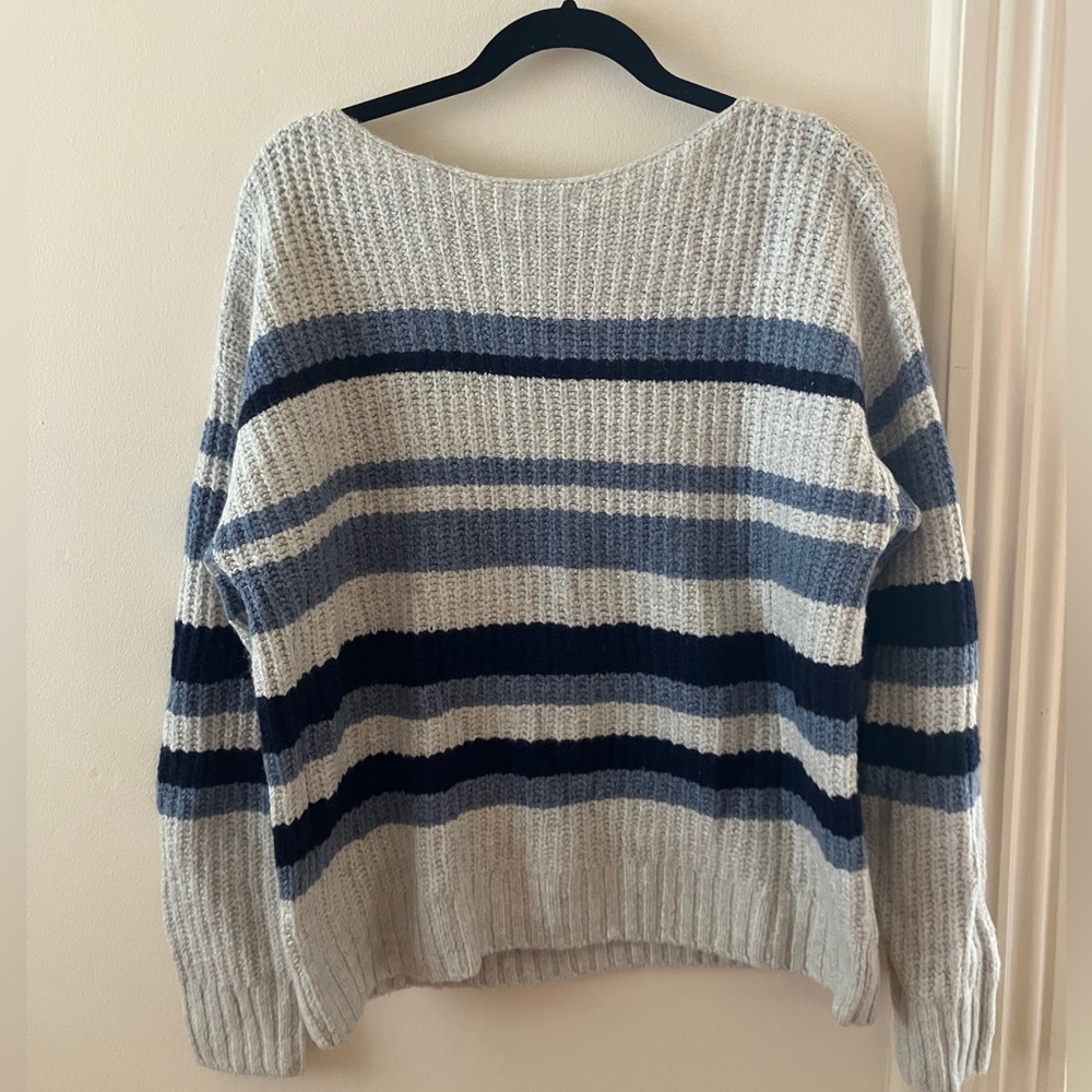 Cozy blue tones sweater